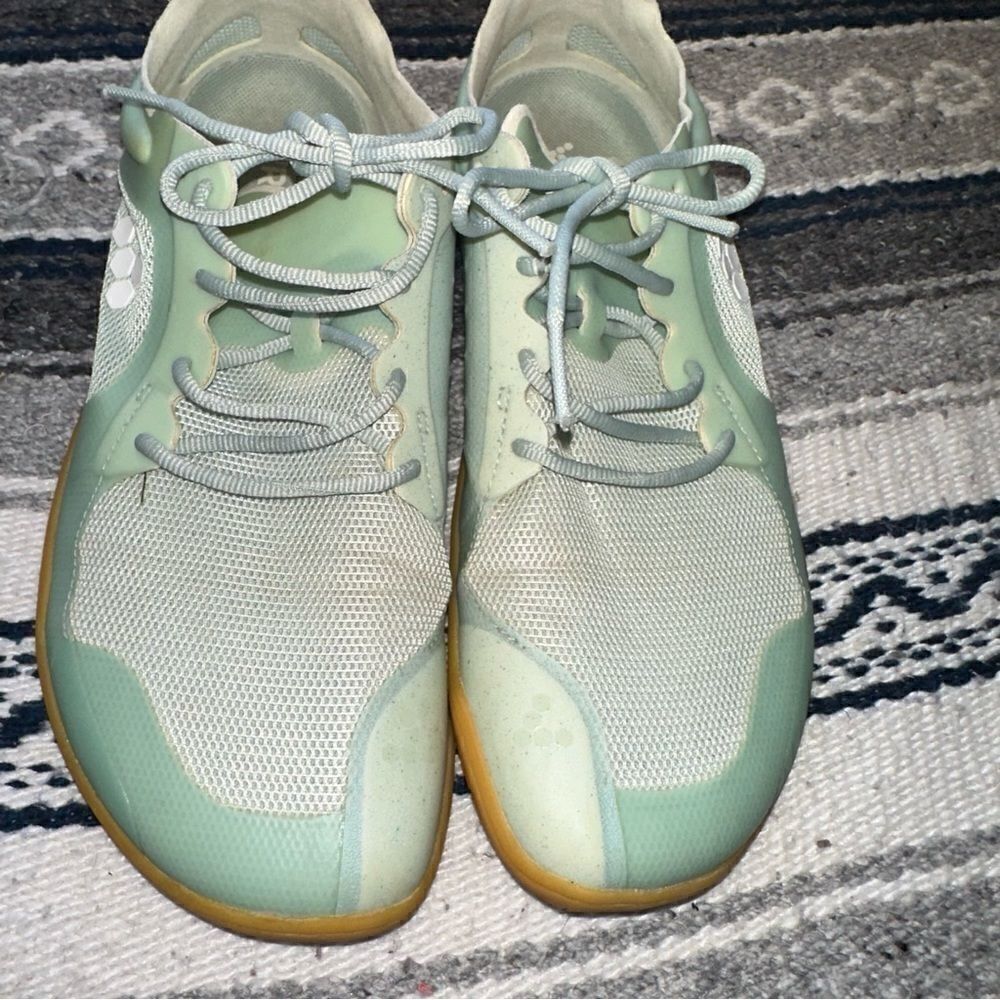 Vivobarefoot Primus Lite III, Womens Vegan Light Breathable Shoe sz 40 NWOT
